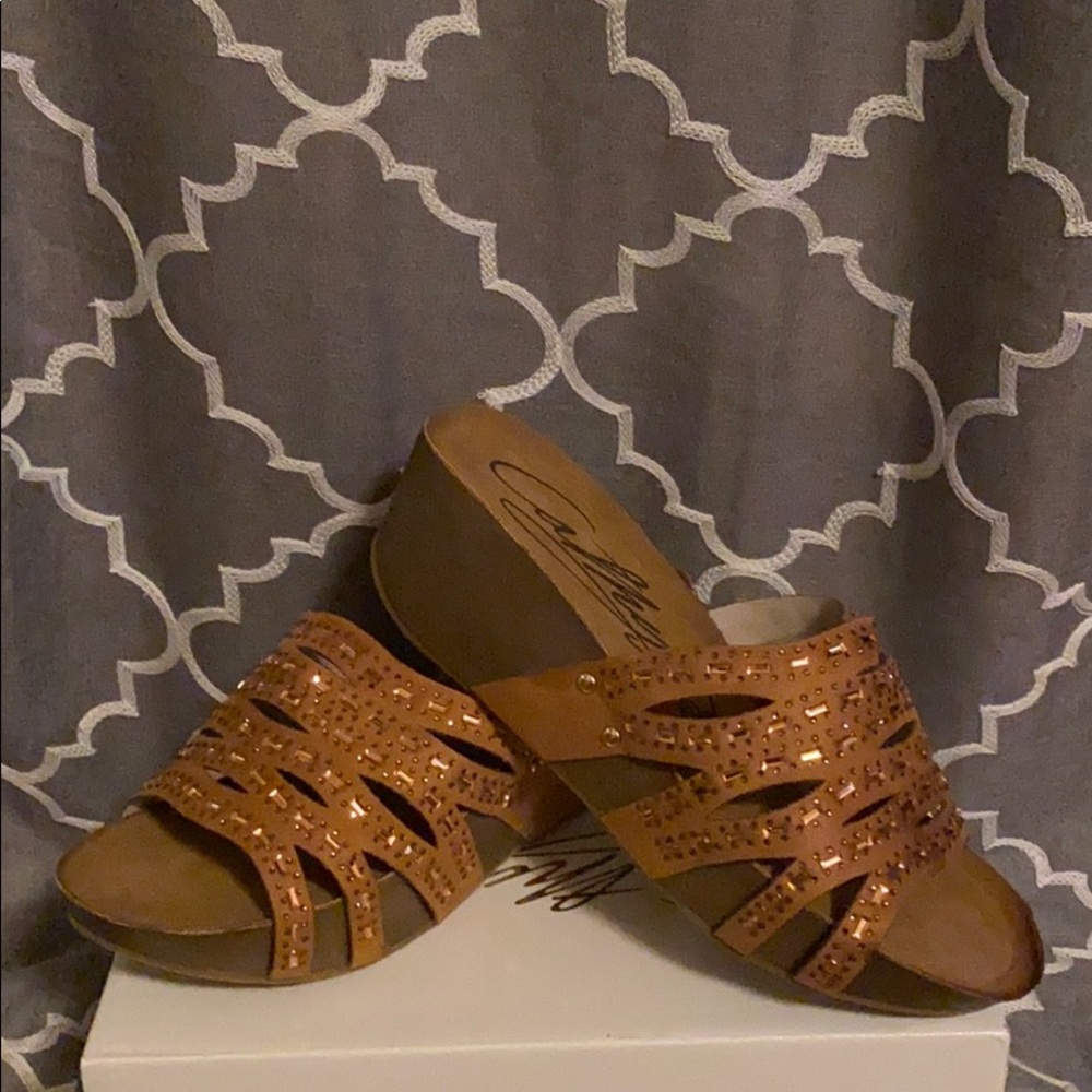 Wedge Sandals with crystals